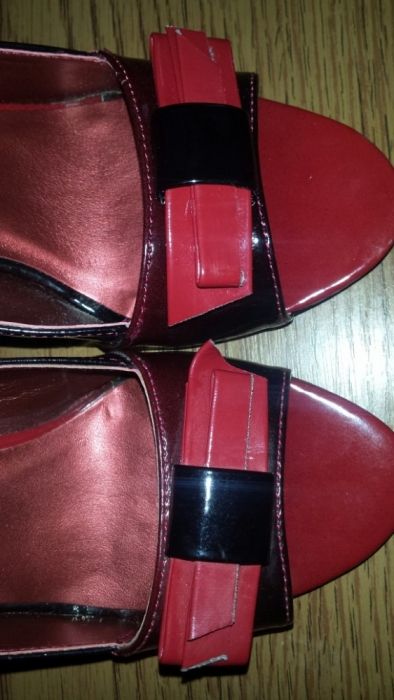 Pantofi rosii 36