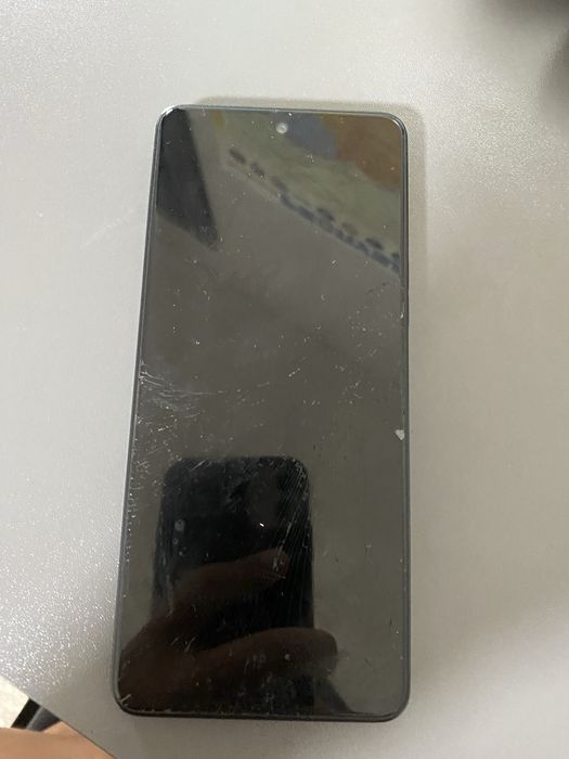 Продам Tecno camon 19