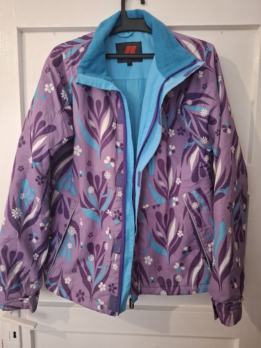 Дамско Проретно яке