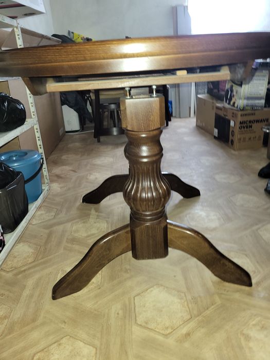 Маса разтегателна със столове