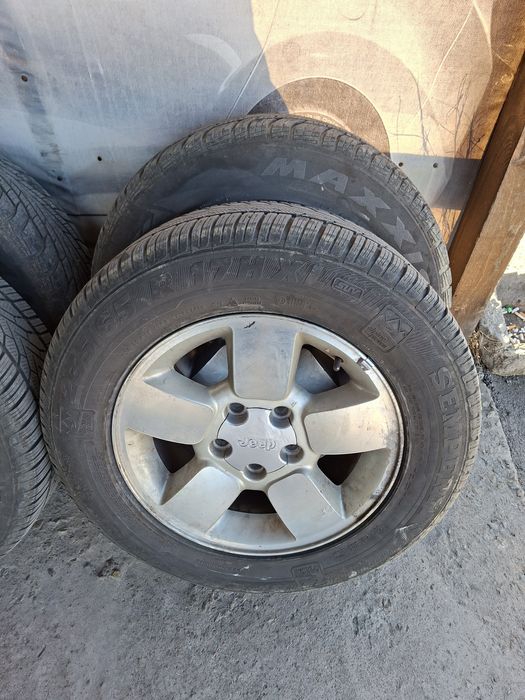 Джанти с гуми 17ц За JEEP Гранде Чероки