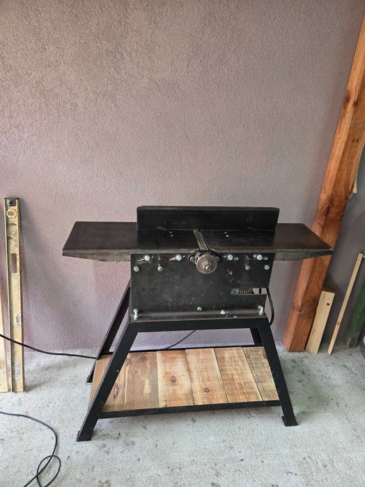 Абрихт-Като Нов!Нови ножове за корава дървесина