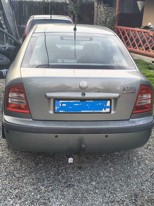 Skoda Octavia 1 2002 \ Motor 1.6 SR \ Dotari \ Manuala \