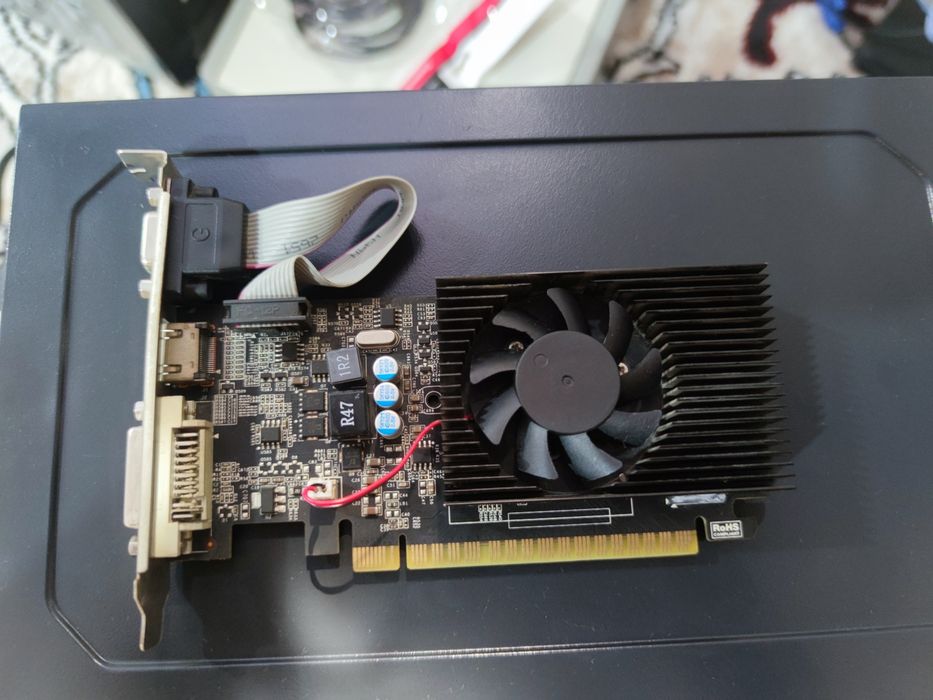 GT 730 2GB ideal holatda