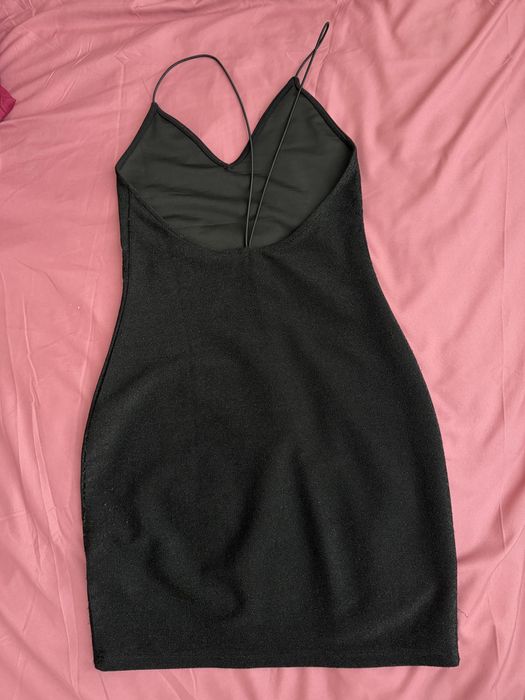 Секси черна рокля