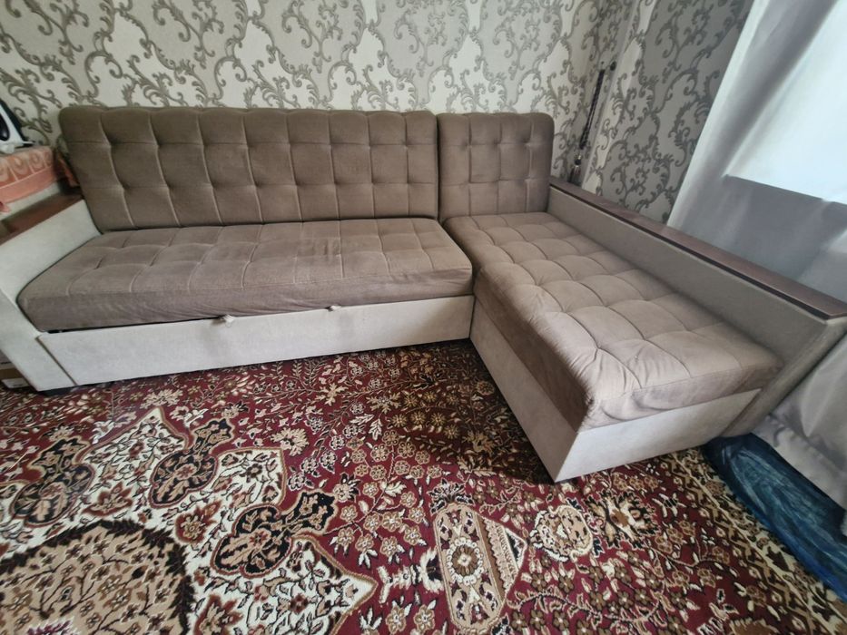 Уголок мебел 2.75метр