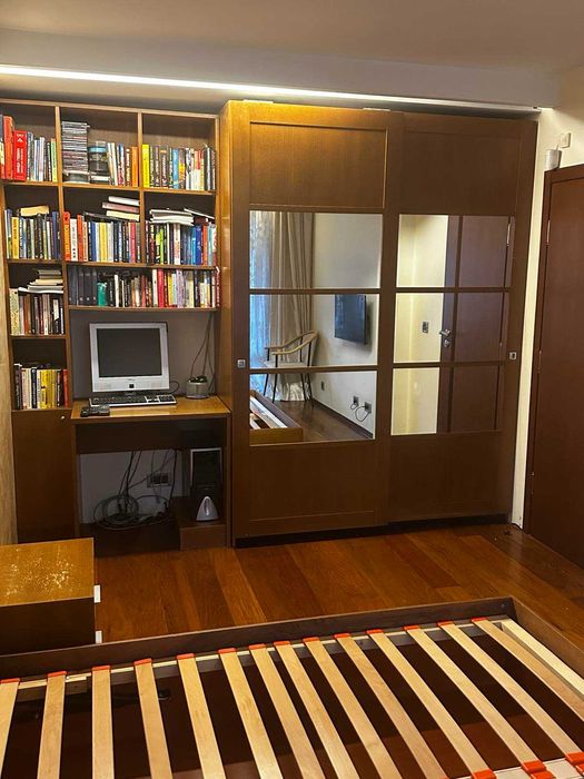 Легло за матрак 160/190 и гардероб с бюро с етажерка