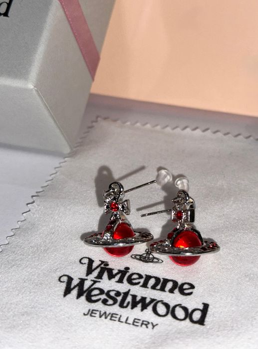 Cercei Vivienne Westwood Sfera