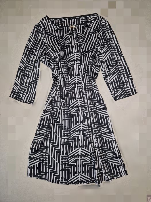 Rochie de vânzare