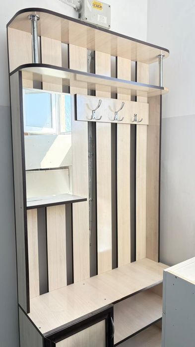 Шкаф для прихожей