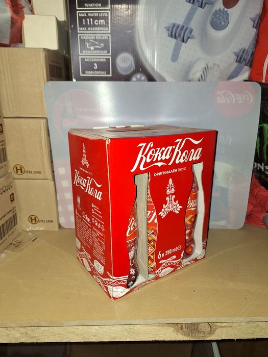 Специална бутилка Кока кола. Колекционерски бутилки Кока Кола