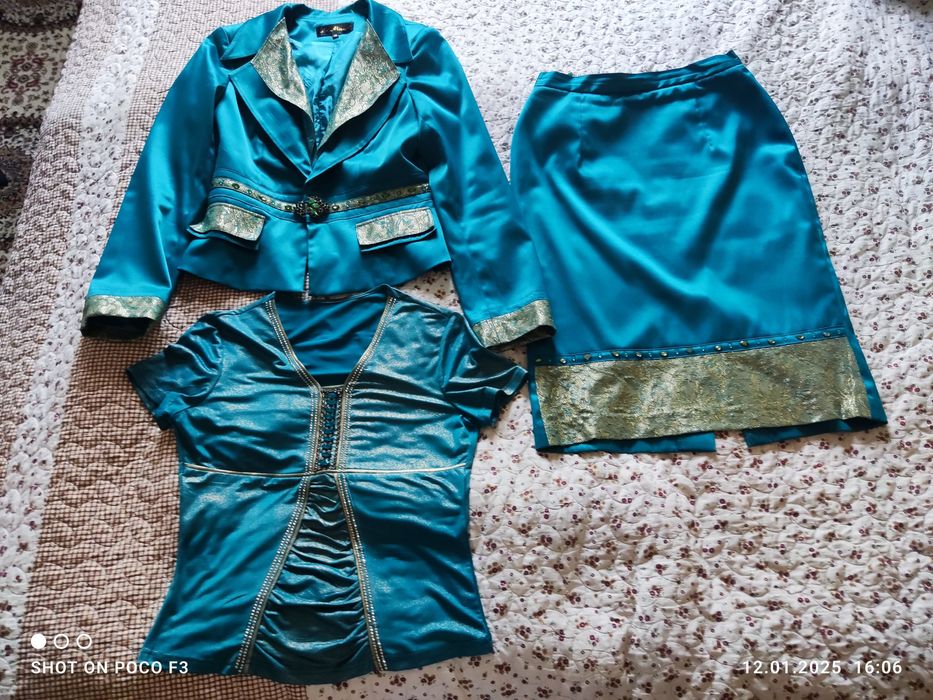 Женские одежды и брюки