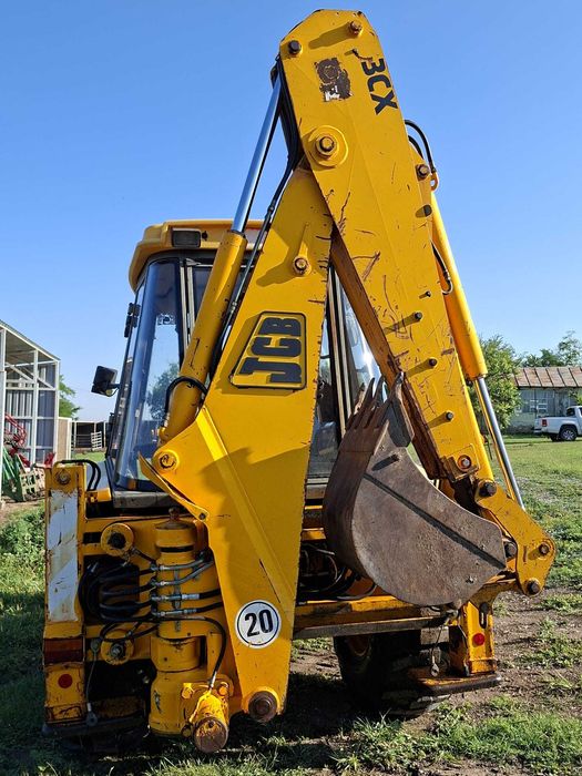 Buldoexcavator JCB 3CX-4