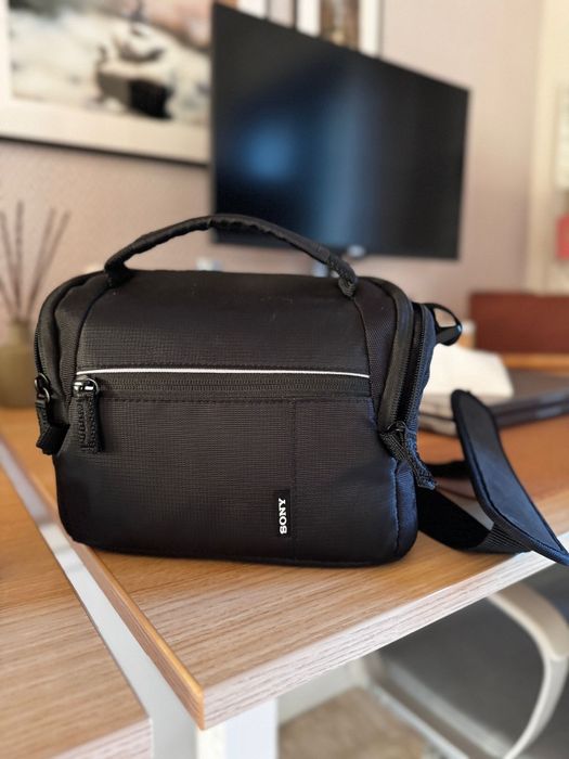 Canon EOS M50 Mark II – aproape nou + geanta cadou
