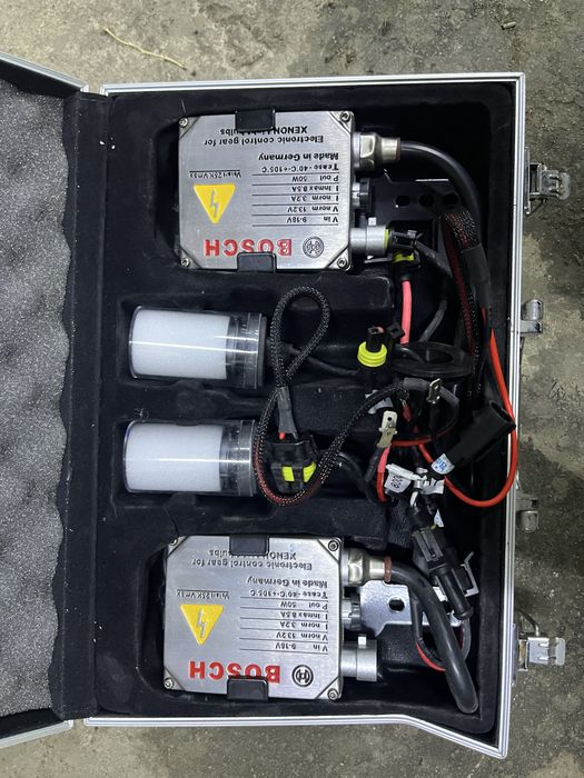 Ксеном лампочки BOSH оригинал 100%