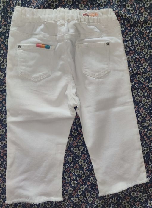 Pantaloni 3/4 Zara