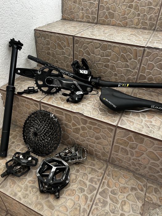 Ghidon BURGTEC Ride Wide Enduro, 31.8mm, 15mm rise, Aluminiu, 760mm