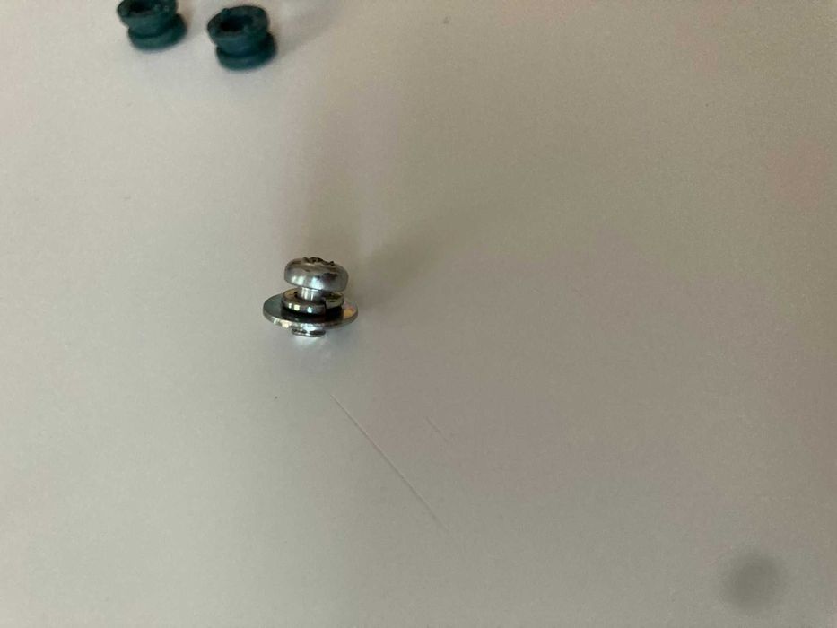 set suruburi surub pt hdd bloc optic mecanism Playstation 3 PS4 etc