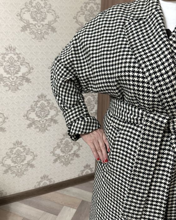 Продам женское пальто