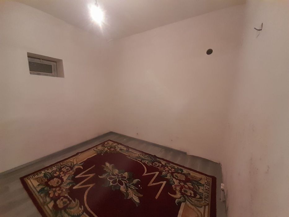 Бектемир туманида Фуд сити бозорга яқин жойда хонадон ижарага берилади