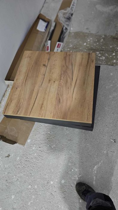 Въртяща се холна маса