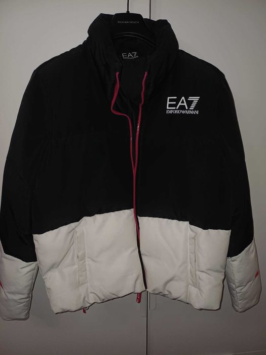 Дамско оригинално яке EA7 Emporio Armani