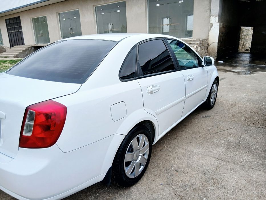 Шевролет жентра сотилади