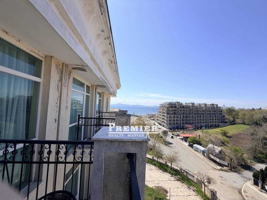 Продава се Тристаен апартамент в Поморие - 112 кв.м за 478 €/кв.м - Снимка #8