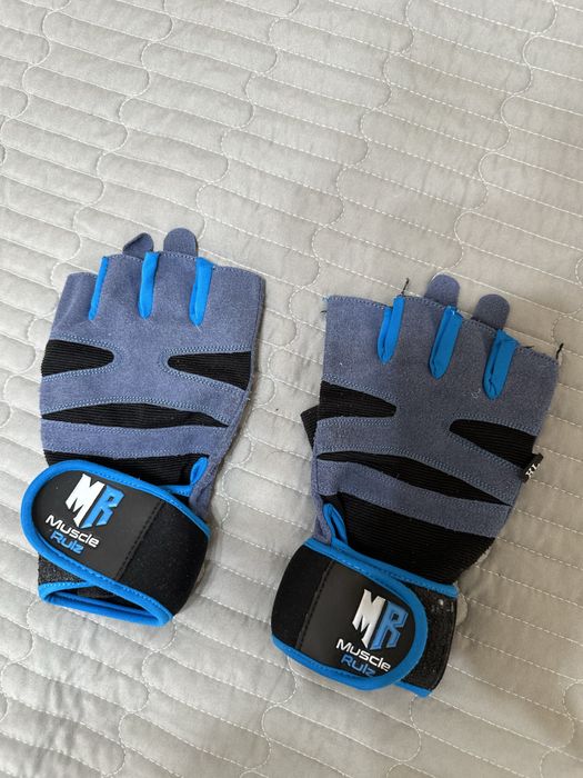 Продам пакет вещей мужских