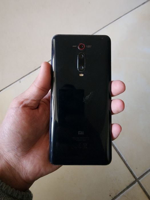 Mi 9t flagmon holati yaxshi