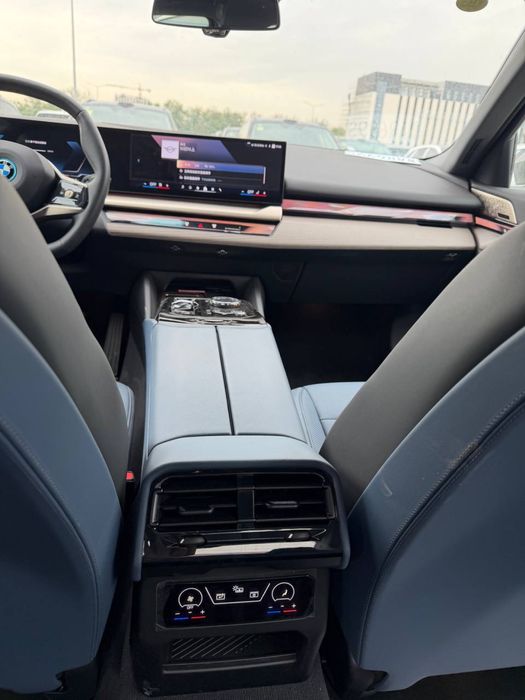 Bmw i5 35L dop opsiya