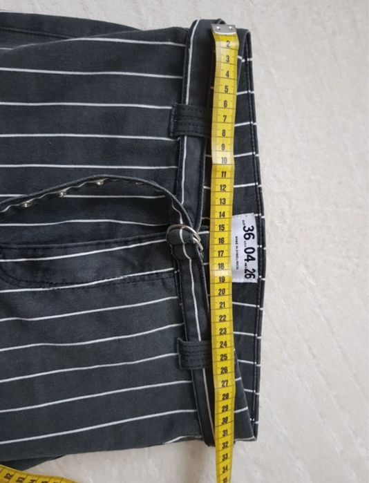 Blugi Bershka slim