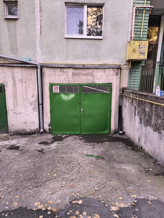 Închiriez garaj sub bloc  zona Modern -Telegrafului