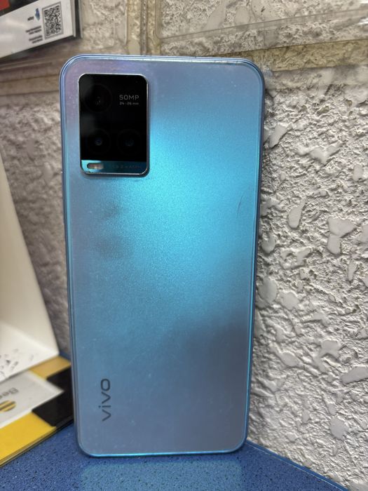 Смартфон Vivo Y 33s