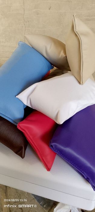 Kasmetalagicheskoy vamassajni kushetka