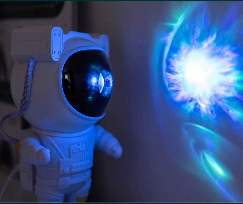 Космонавт проектор звездное небо,ночное небо