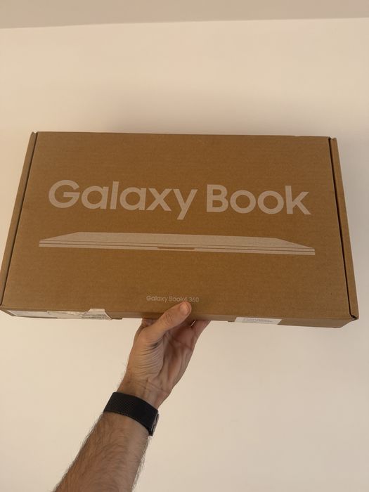 Vand Book 4 360 256Gb Nou(Sigilat)