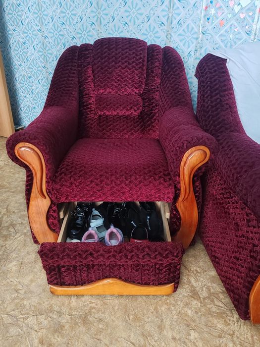 Продам кресла б/у