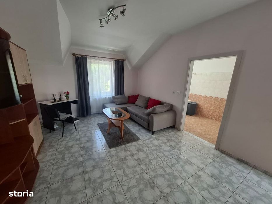Inchiriez apartament 2 camere + garaj Zona Andrei Saguna ID: 45252