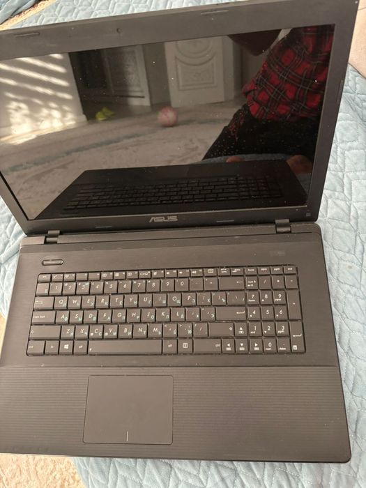 Ноутбук ASUS X75A