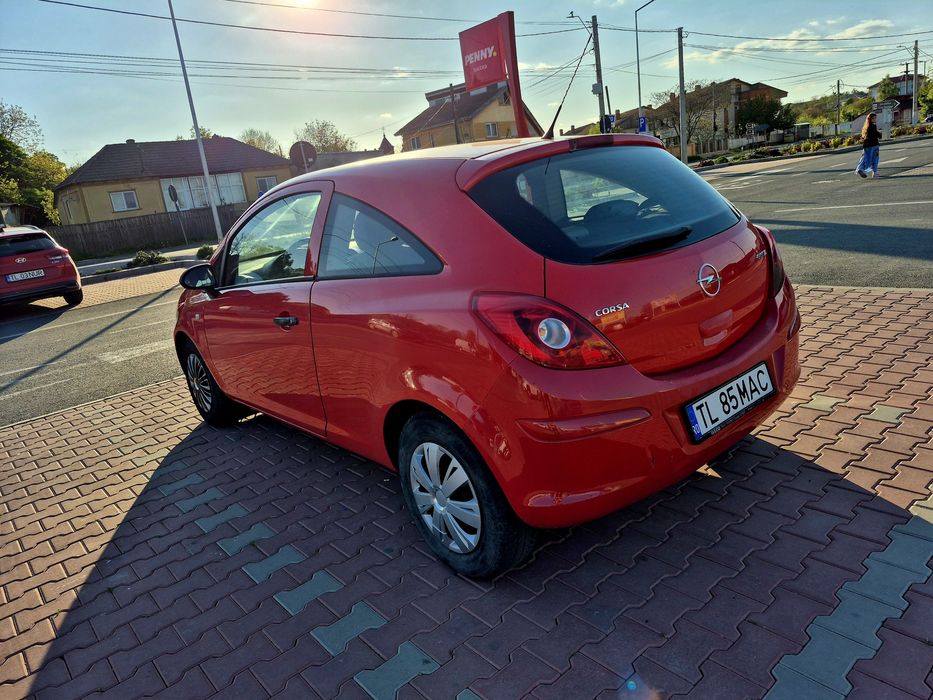 Opel Corsa 2010 – Economică, îngrijită, gata de drum!