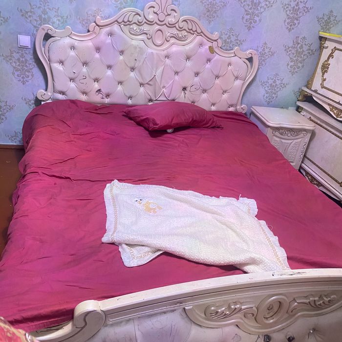 Мебель б/у производство Китай