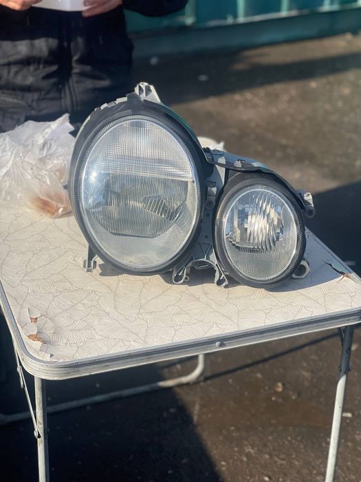 Мерседес 210 лупарик фар