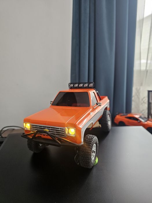 Masinuta cu telecomanda/ Automodel FMS FCX24 Chevrolet K5