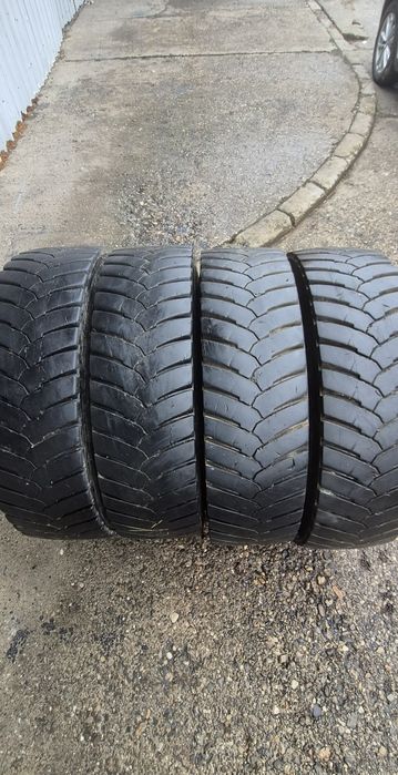 4 anvelope camion M+S Bridgestone M-Drive 001;315/80/22,5.Pret/bucata.