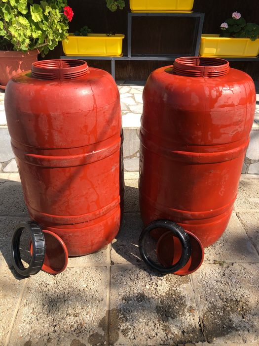 Бидони различни литри