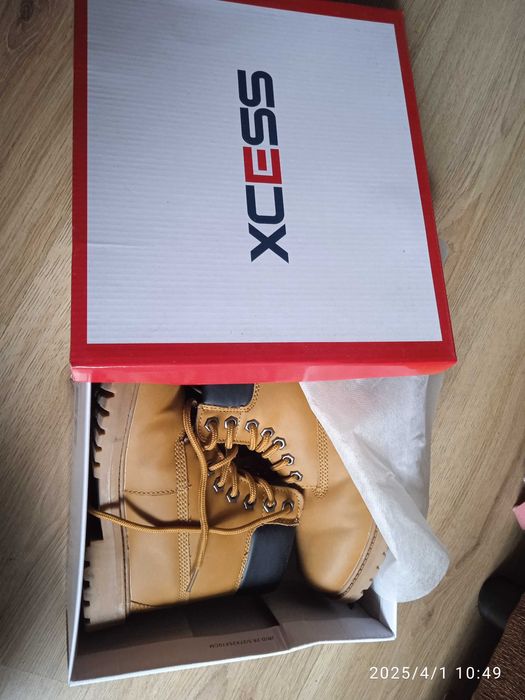 Детск изимни боти