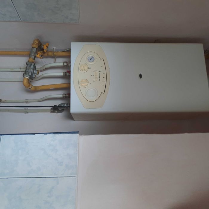 Proprietar inchiriez garsoniera spatioasa zona Arena Mall