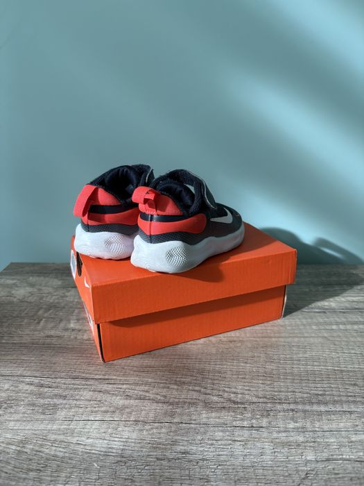 Детски обувки и сандали