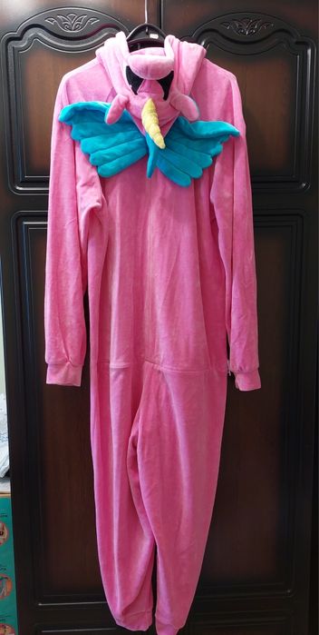 Детский и взрослый комбинезон единорог